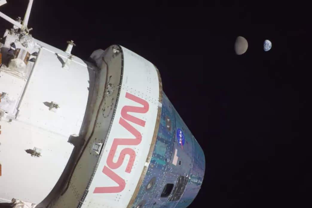 La capsule Orion vient de commencer son voyage de retour vers la Terre