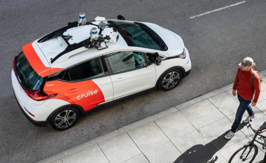 A Cruise robot taxi