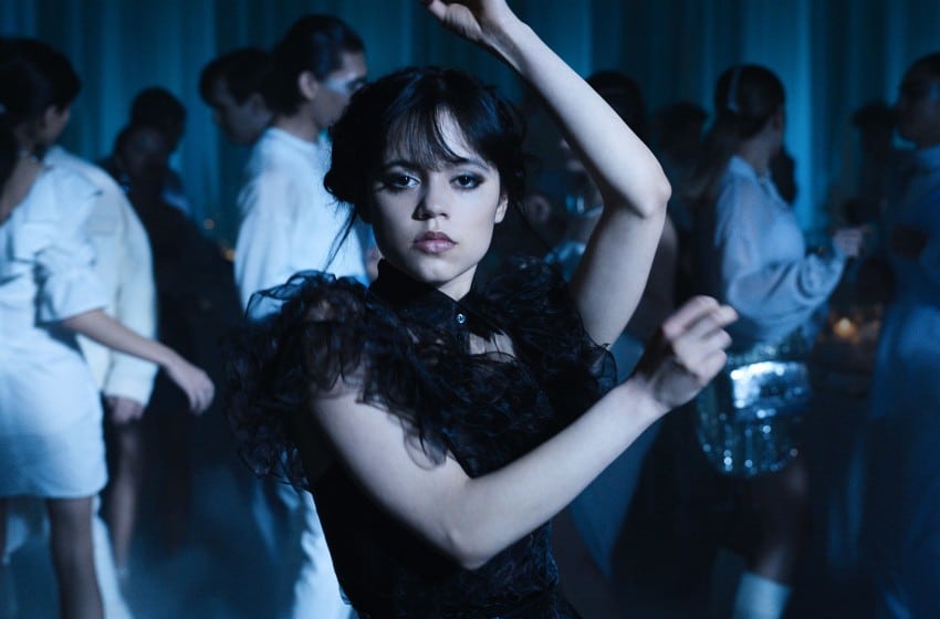 Mercredi (Netflix) : plus d’horreur, moins de romance dans la saison 2