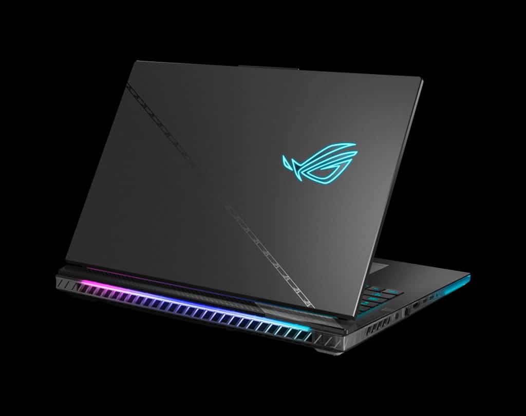 ASUS ROG STRIX SCAR 18 (G834J) Crédit io-tech