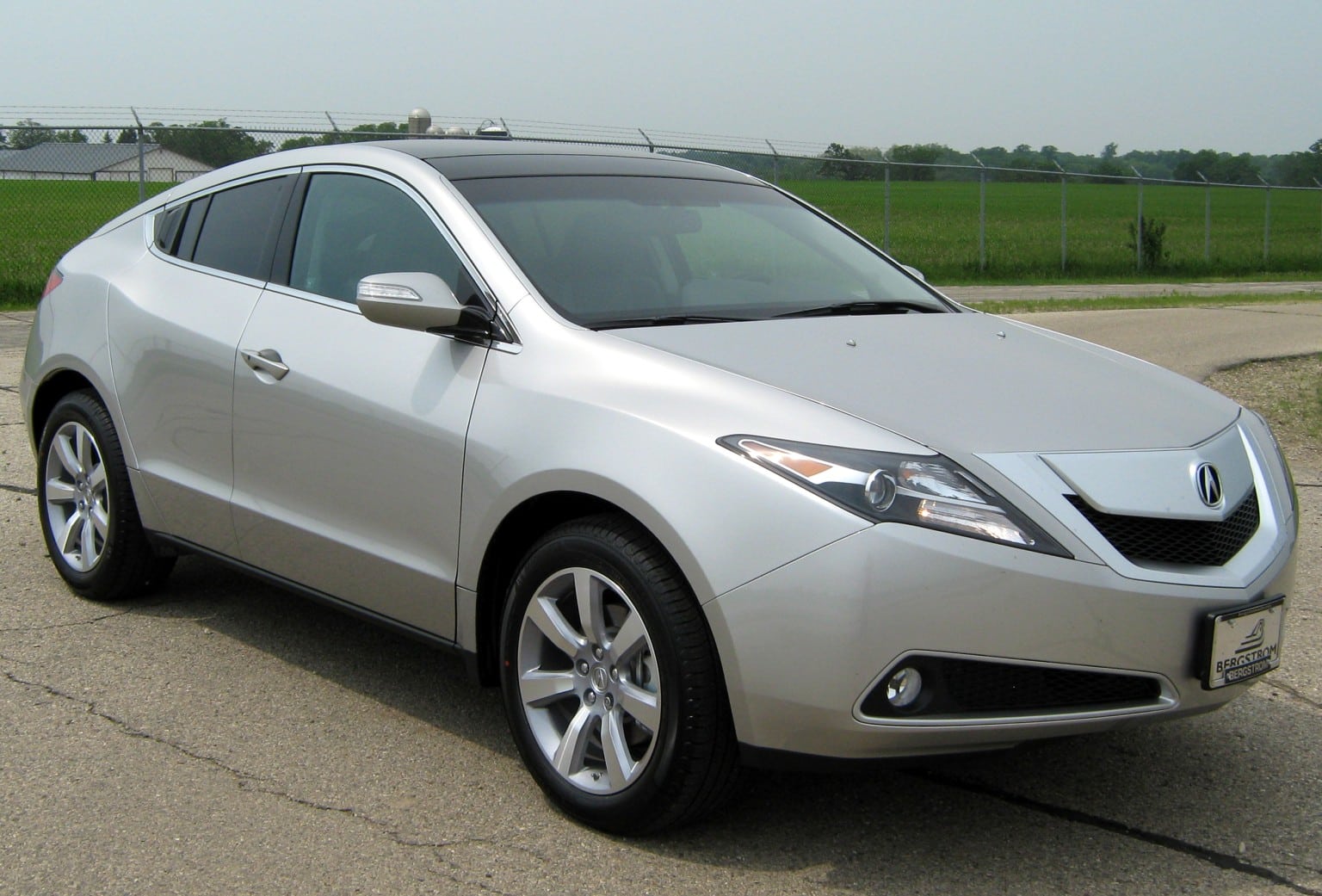 Acura ZDX le premier véhicule électrique d’Acura compatible avec Google