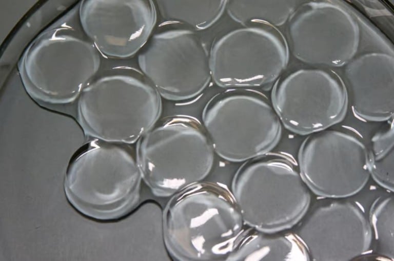 Hydrogel super-absorbant au chlorure de lithium