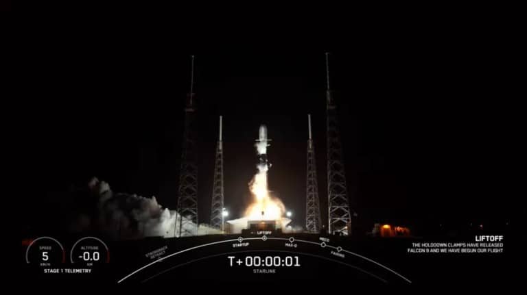 Décollage d'une fusée Falcon 9 le 10 juillet 2023