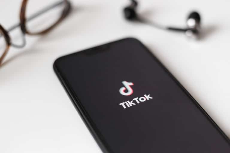 Tiktok_employés_surveillance_myrto