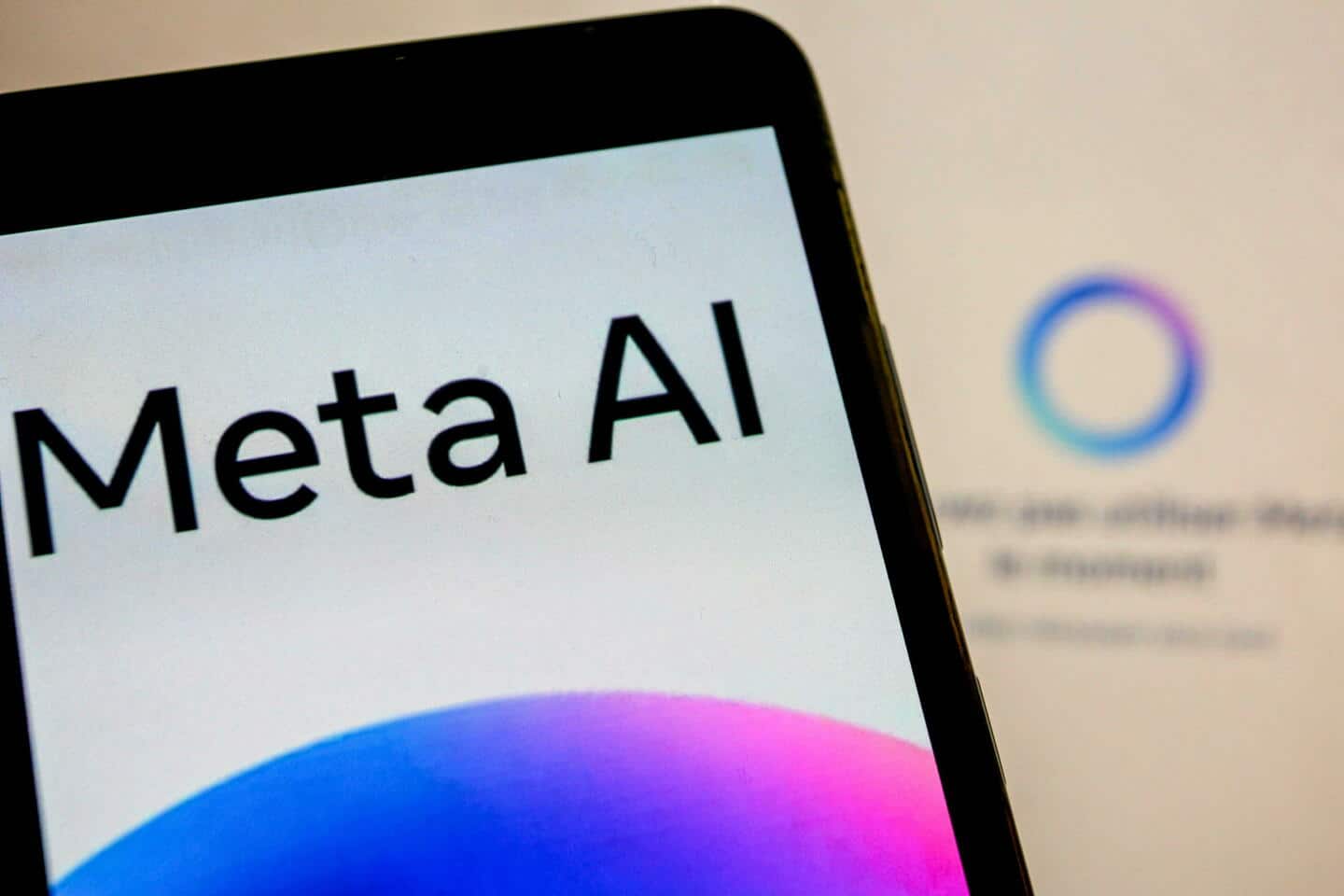Meta prépare l’arrivée de publicités et d’un abonnement premium pour son assistant IA